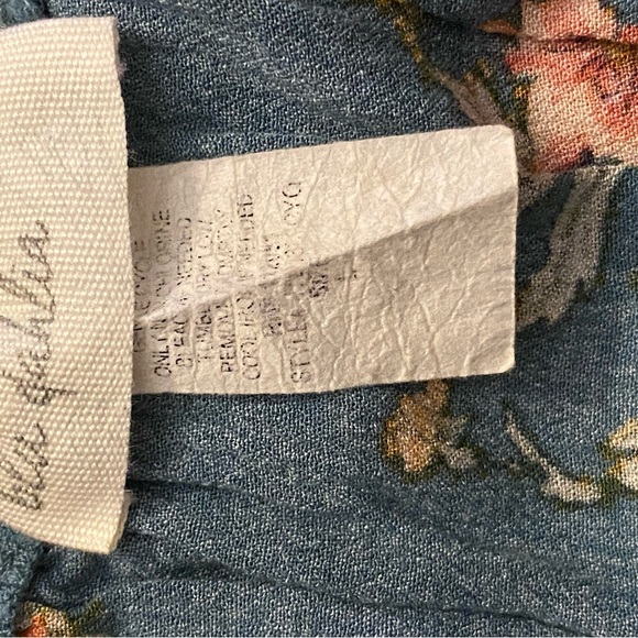 Beautiful Summer Dress - Picture 6 of 6